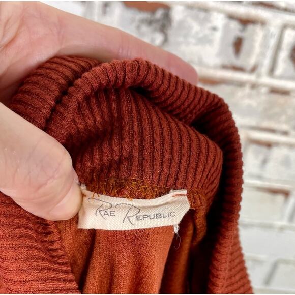 Rae Republic Burnt Orange Fall Drop Shoulder Long Sleeve Textured Mock-neck Top - Picture 8 of 8